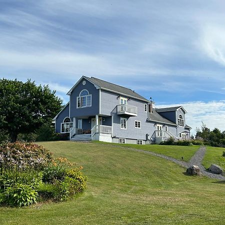 Tides Inn Guest Suites Halls Harbour Exterior foto