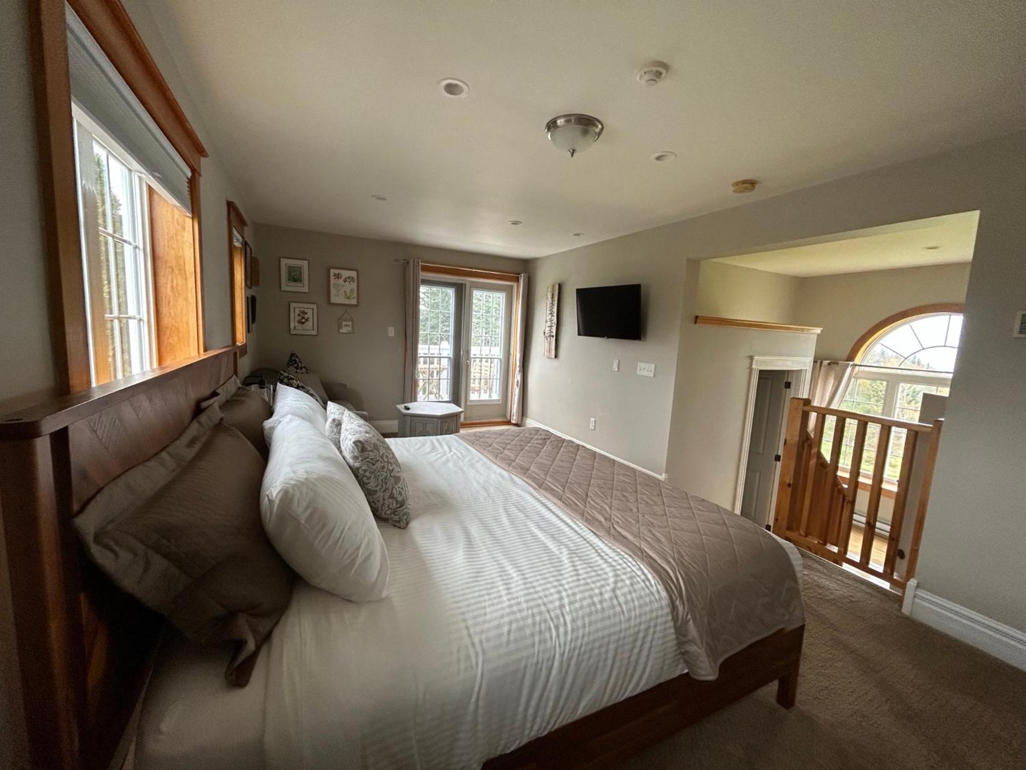 Tides Inn Guest Suites Halls Harbour Exterior foto