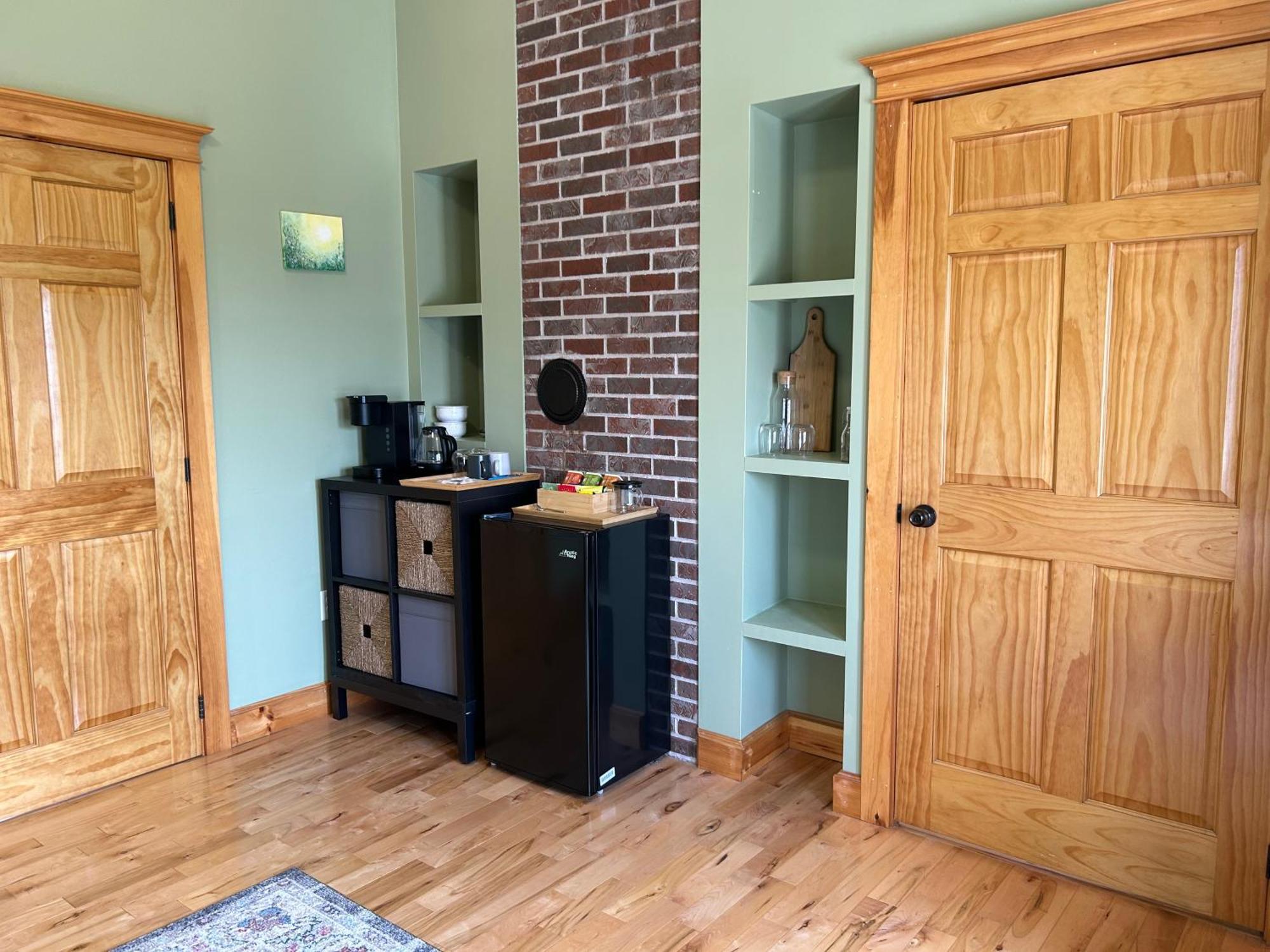 Tides Inn Guest Suites Halls Harbour Habitación foto